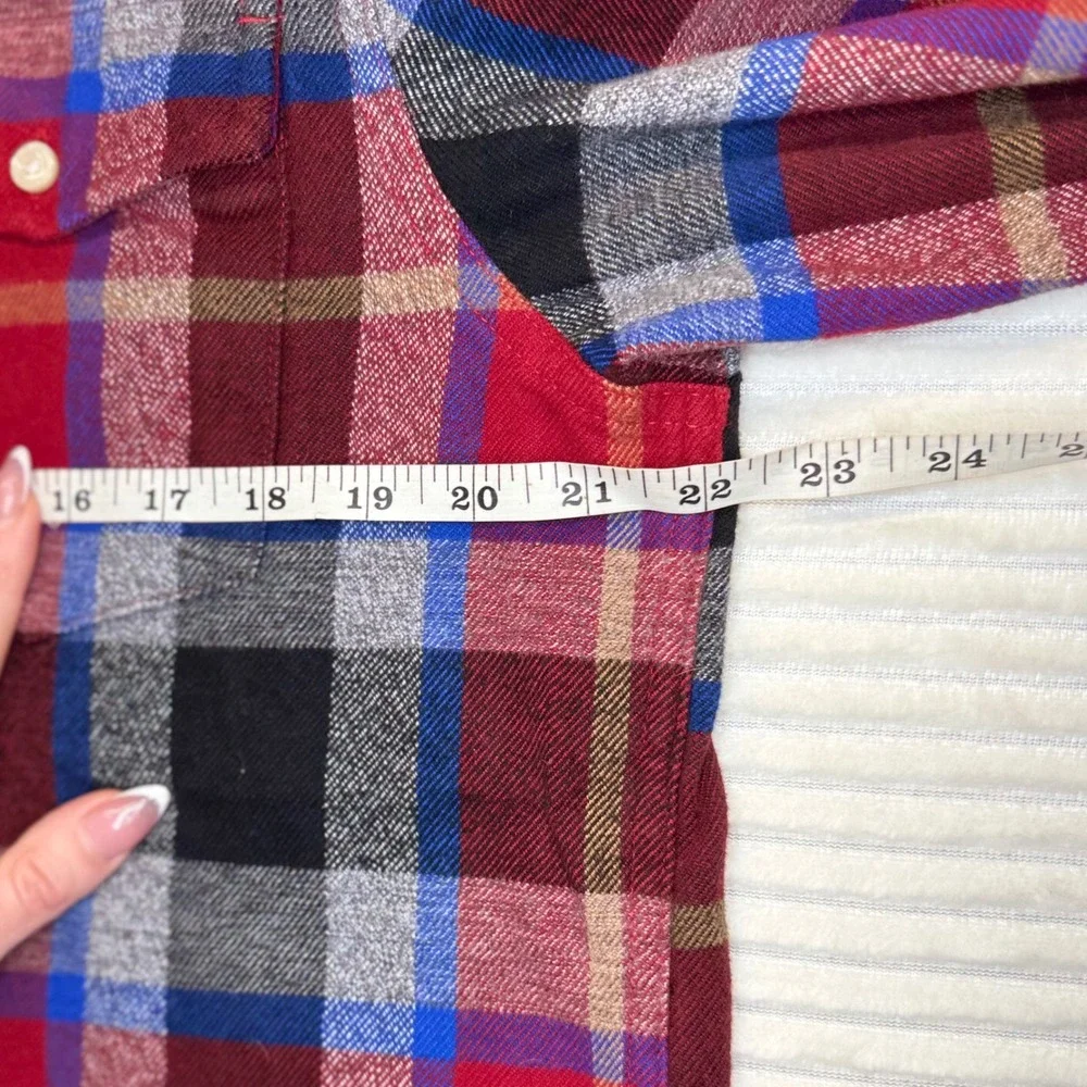 The North Face Plaid Flannel‎ Shirt Men's Medium Red Blue Black Cotton Button Up